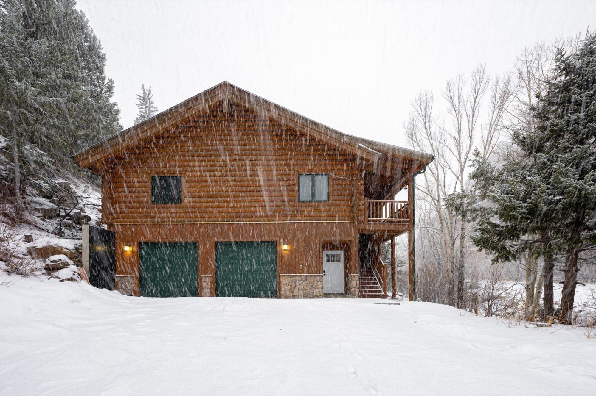 Iconic Log Cabin Escape - Idaho Springs - Hot Tub Villa Exterior photo