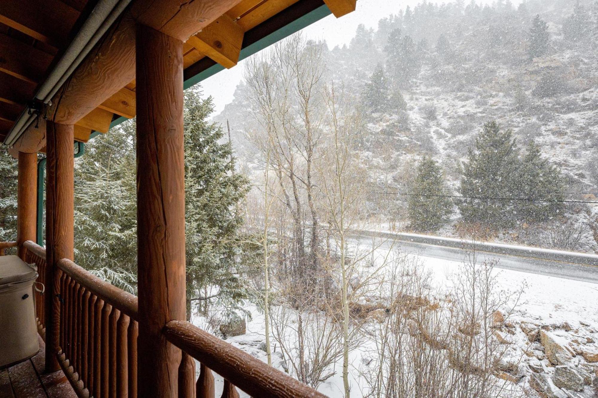 Iconic Log Cabin Escape - Idaho Springs - Hot Tub Villa Exterior photo