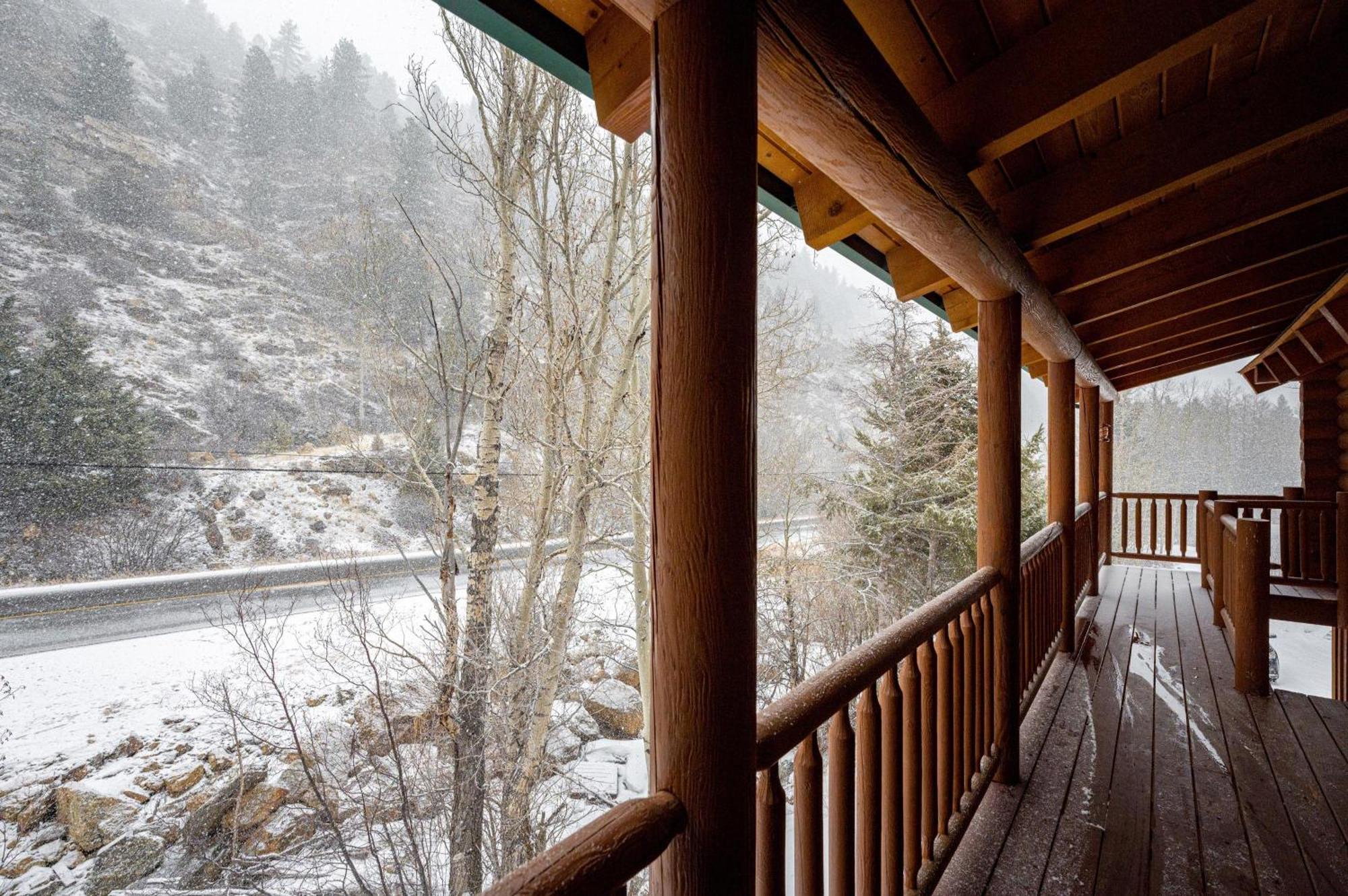 Iconic Log Cabin Escape - Idaho Springs - Hot Tub Villa Exterior photo