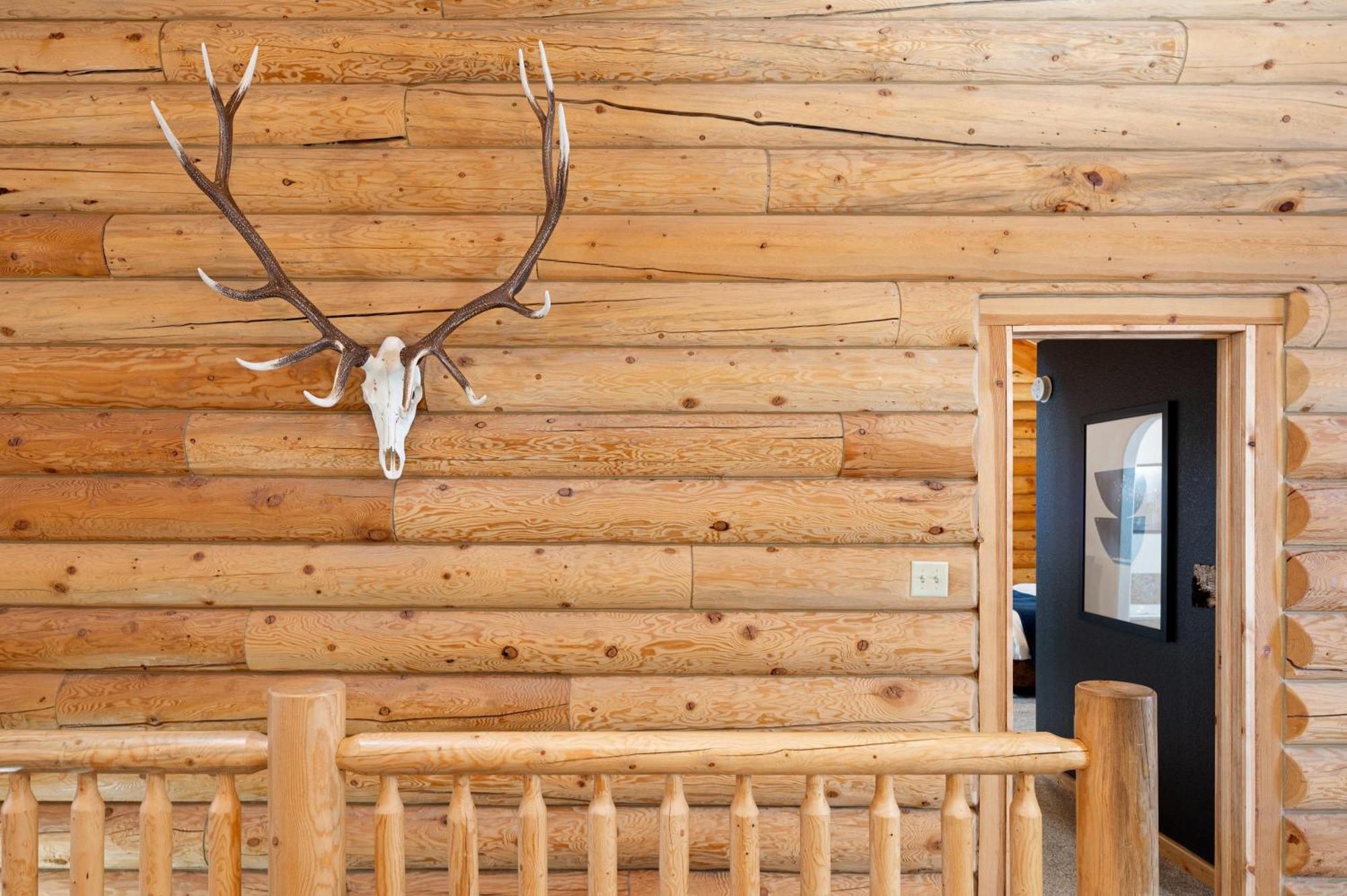 Iconic Log Cabin Escape - Idaho Springs - Hot Tub Villa Exterior photo