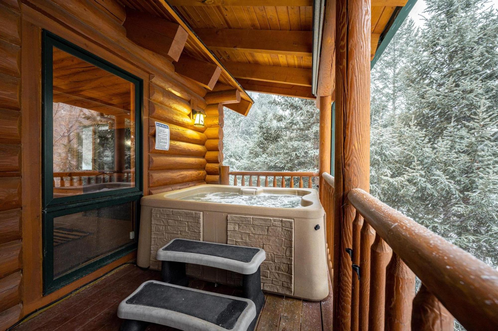 Iconic Log Cabin Escape - Idaho Springs - Hot Tub Villa Exterior photo